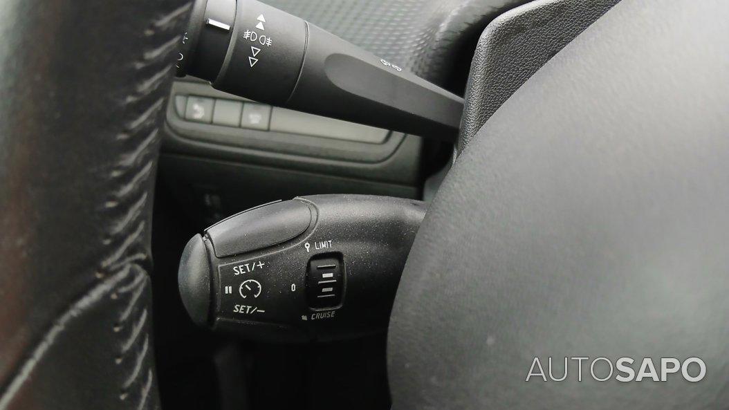 Peugeot 2008 1.2 PureTech Signature de 2019