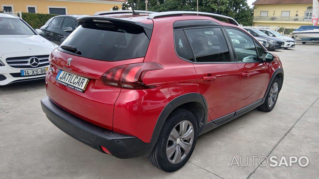 Peugeot 2008 1.2 PureTech Signature de 2019