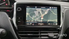Peugeot 2008 1.2 PureTech Signature de 2019