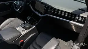 Volkswagen Touareg 3.0 TDI V6 R-Line de 2019