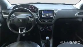 Peugeot 208 de 2016