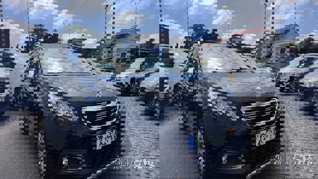 Peugeot 2008 1.2 PureTech Allure de 2015