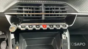Peugeot 208 1.2 PureTech Active de 2022
