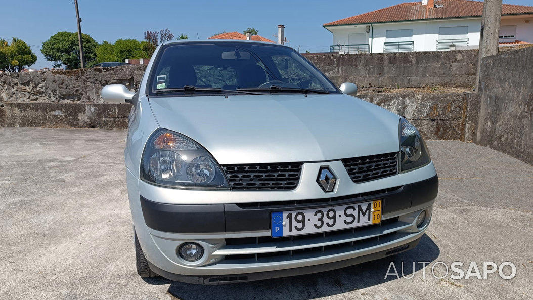 Renault Clio 1.2 16V Dynamique de 2001