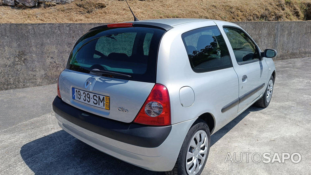 Renault Clio 1.2 16V Dynamique de 2001