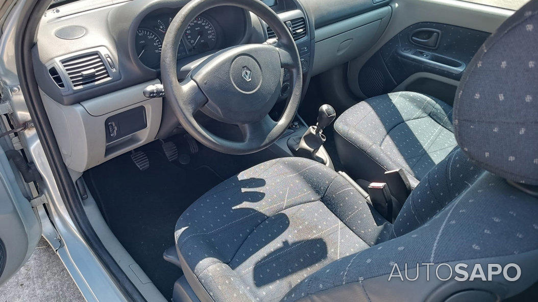 Renault Clio 1.2 16V Dynamique de 2001