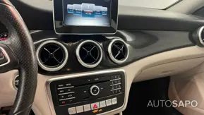 Mercedes-Benz Classe CLA 180d Shooting Brake Caixa Auto de 2017