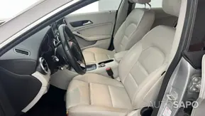 Mercedes-Benz Classe CLA 180d Shooting Brake Caixa Auto de 2017
