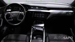 Audi e-tron 55 quattro S line de 2020