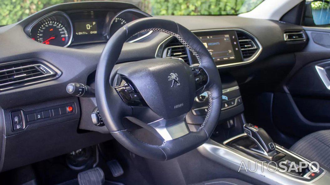 Peugeot 308 1.5 BlueHDi Style EAT8 de 2018