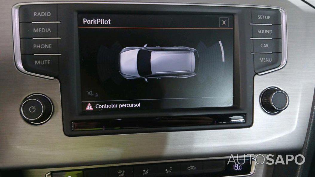 Volkswagen Passat 1.6 TDi Confortline de 2015