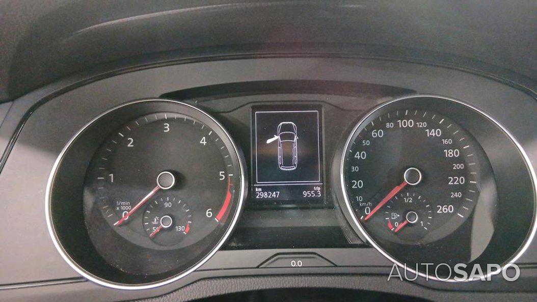 Volkswagen Passat 1.6 TDi Confortline de 2015