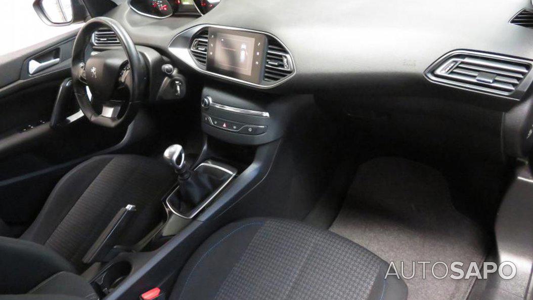 Peugeot 308 1.5 BlueHDi Style de 2020