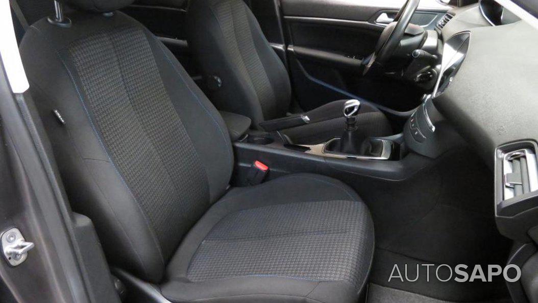 Peugeot 308 1.5 BlueHDi Style de 2020