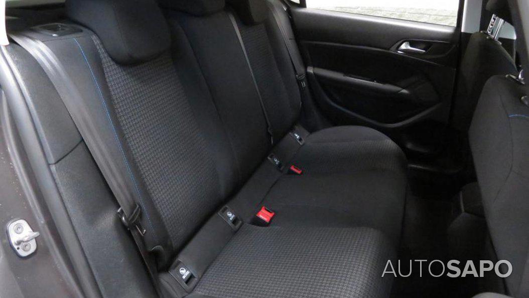 Peugeot 308 1.5 BlueHDi Style de 2020