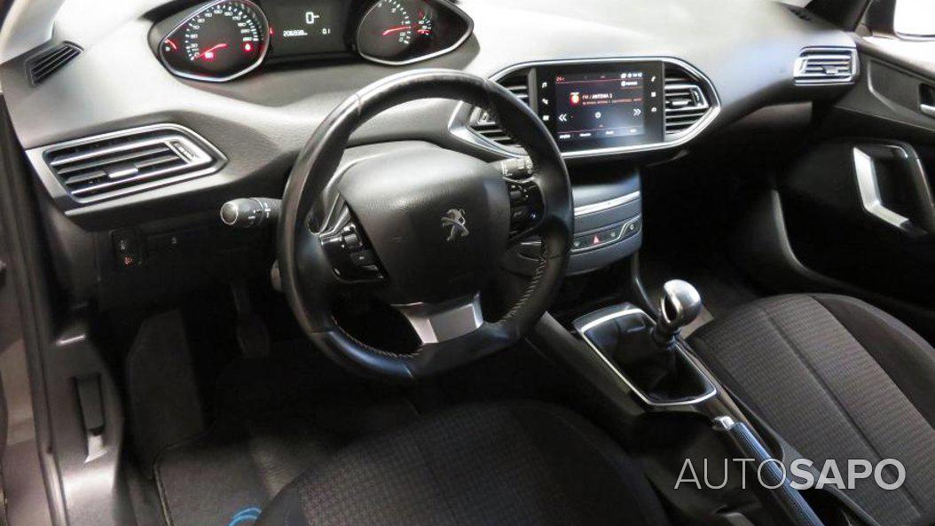 Peugeot 308 1.5 BlueHDi Style de 2020