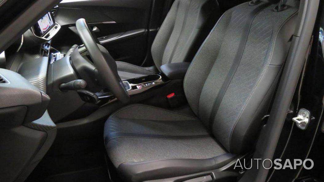 Peugeot 2008 1.2 PureTech Allure Pack de 2024