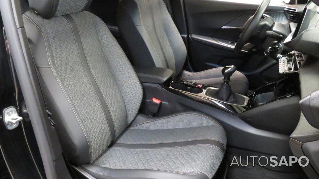Peugeot 2008 1.2 PureTech Allure Pack de 2024