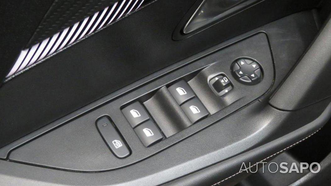 Peugeot 2008 1.2 PureTech Allure Pack de 2024