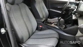 Peugeot 2008 1.2 PureTech Allure Pack de 2024