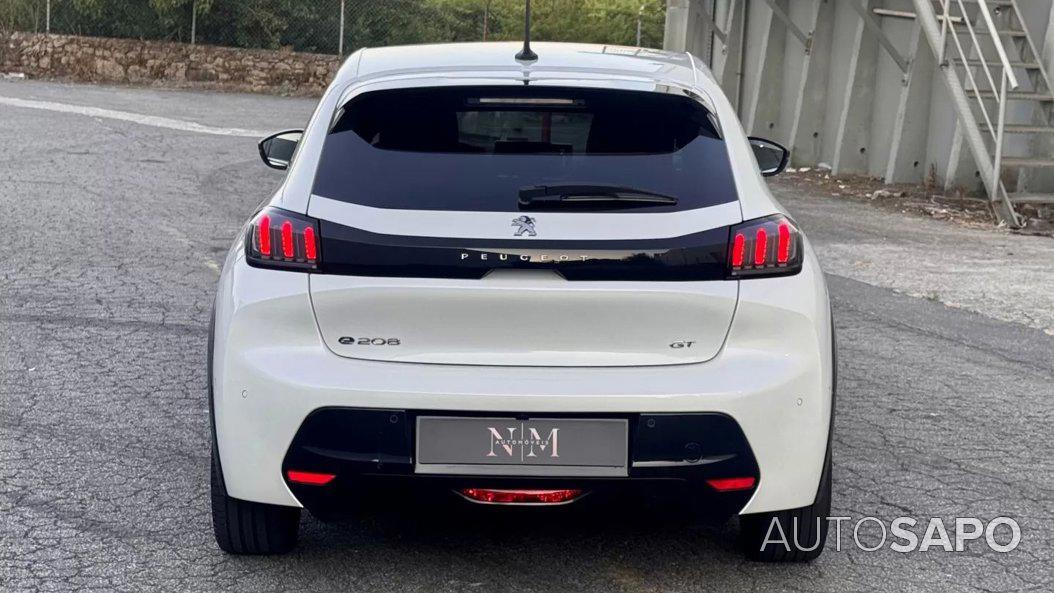 Peugeot E-208 GT de 2021