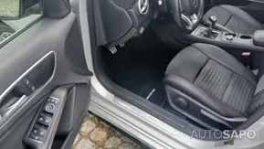 Mercedes-Benz Classe A 180 CDi BlueEfficiency AMG Line de 2016
