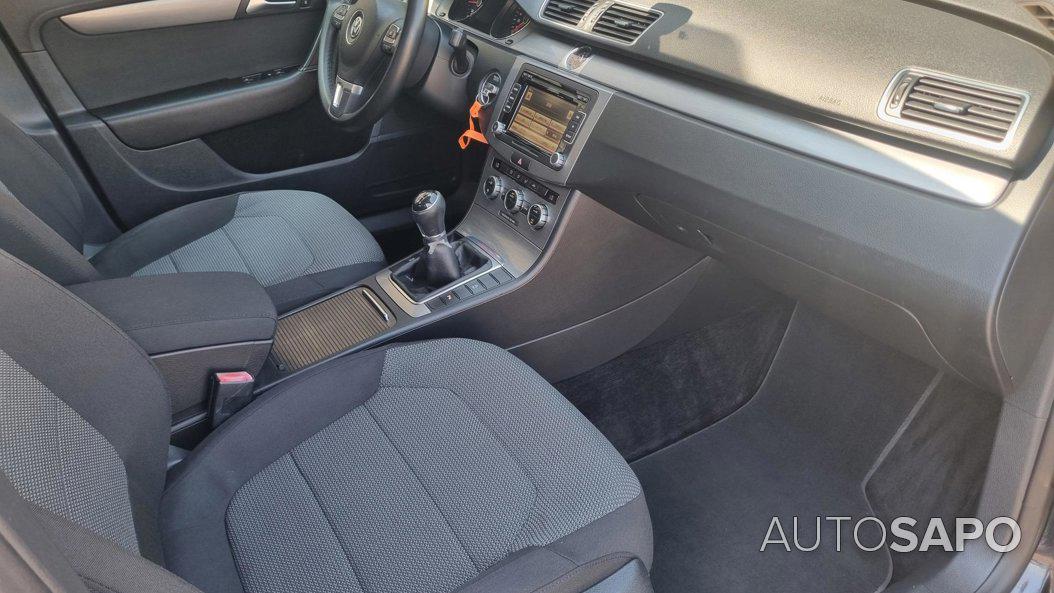 Volkswagen Passat V. 1.6 TDi Confortline BlueMotion de 2013