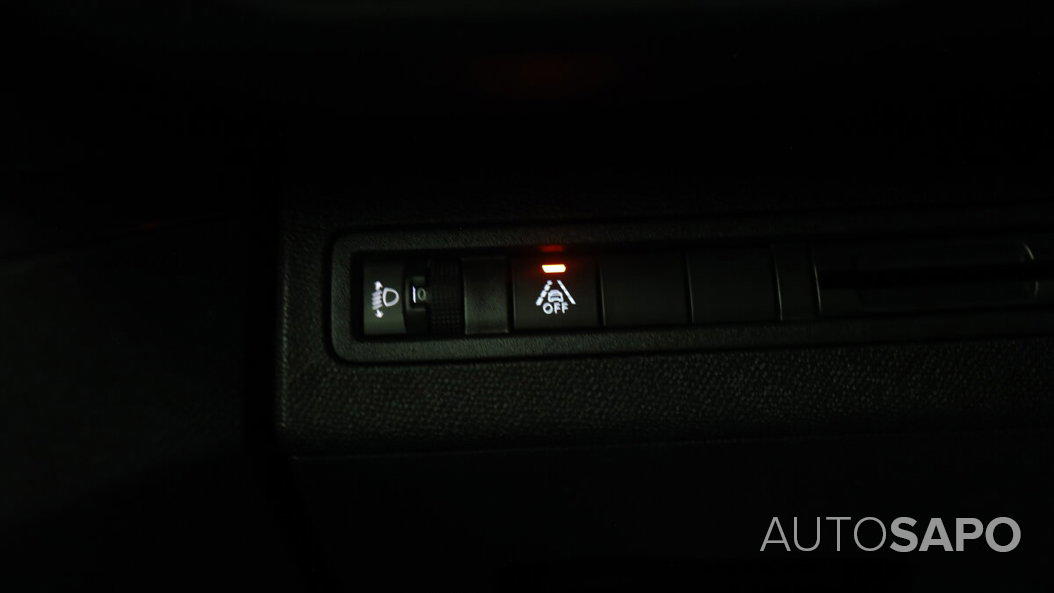 Peugeot 3008 1.2 PureTech Active Pack de 2021