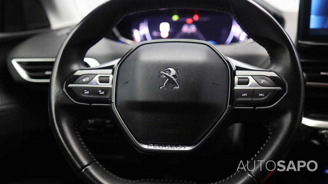 Peugeot 3008 1.2 PureTech Active Pack de 2021