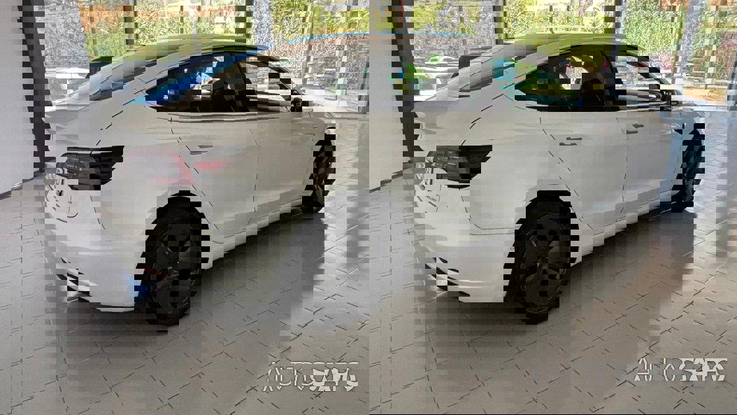 Tesla Model 3 Long-Range Dual Motor AWD de 2020