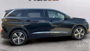 Peugeot 5008 de 2021