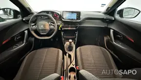 Peugeot 2008 1.2 PureTech Active de 2023