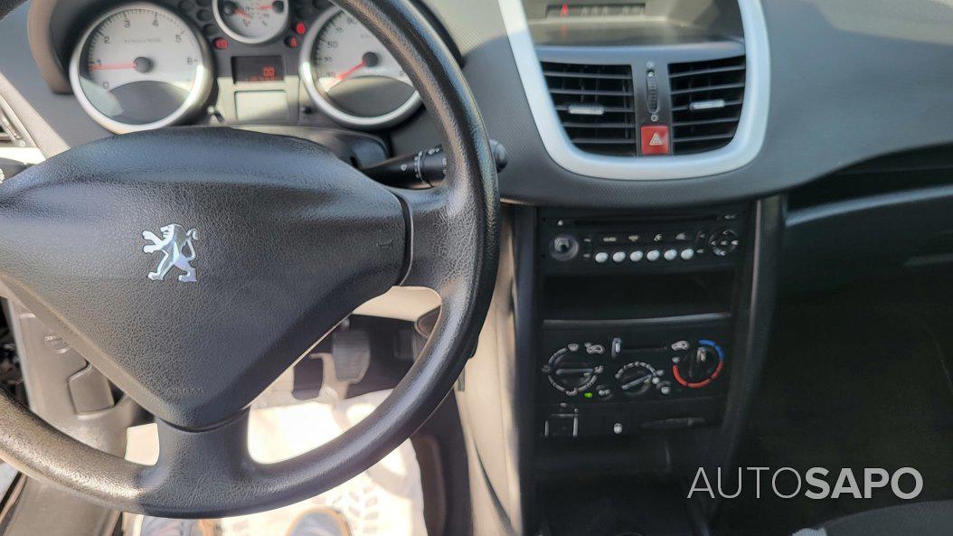 Peugeot 207 1.4 16V Open de 2008