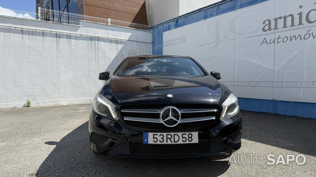 Mercedes-Benz Classe A 180 CDi BlueEfficiency Edition Urban de 2012
