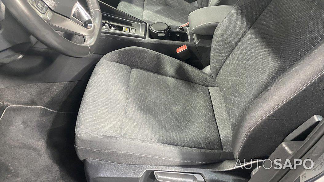 Volkswagen Golf 2.0 TDI Life DSG de 2021
