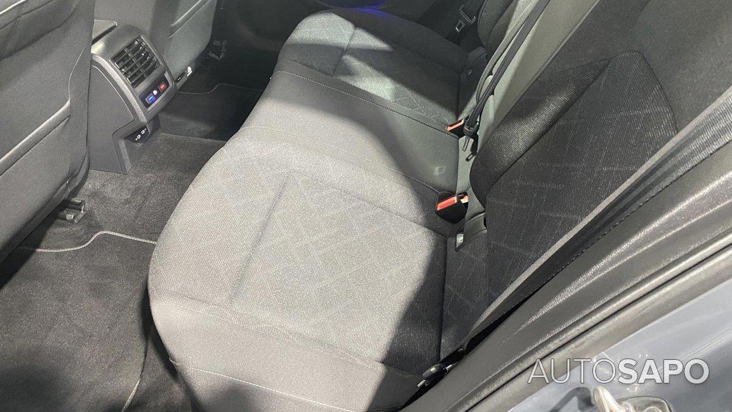 Volkswagen Golf 2.0 TDI Life DSG de 2021