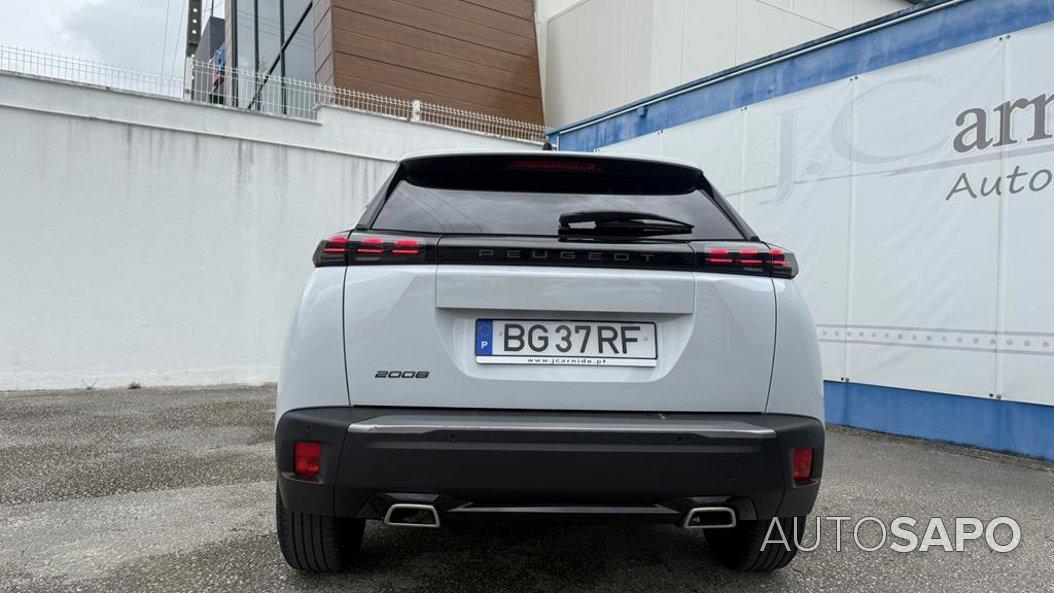 Peugeot 2008 1.2 PureTech Allure Pack EAT8 de 2024