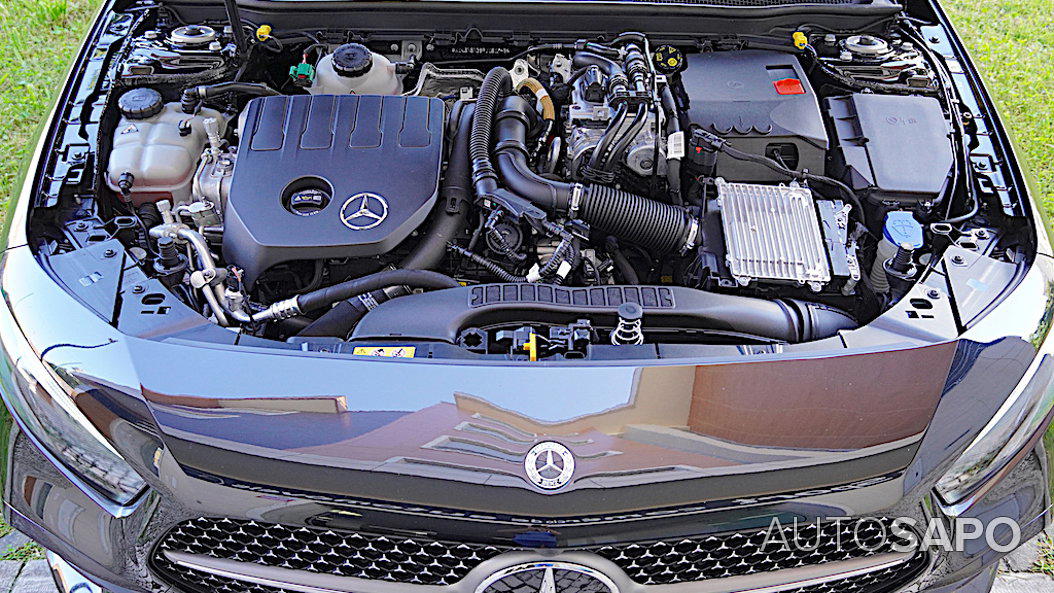 Mercedes-Benz Classe A 250 e AMG Line de 2023