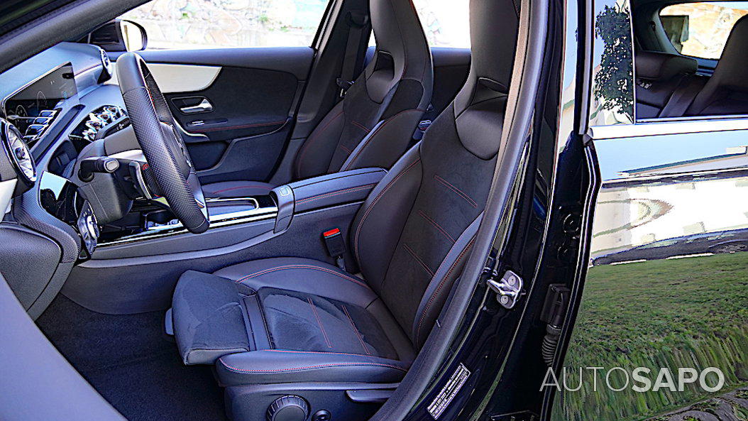 Mercedes-Benz Classe A 250 e AMG Line de 2023