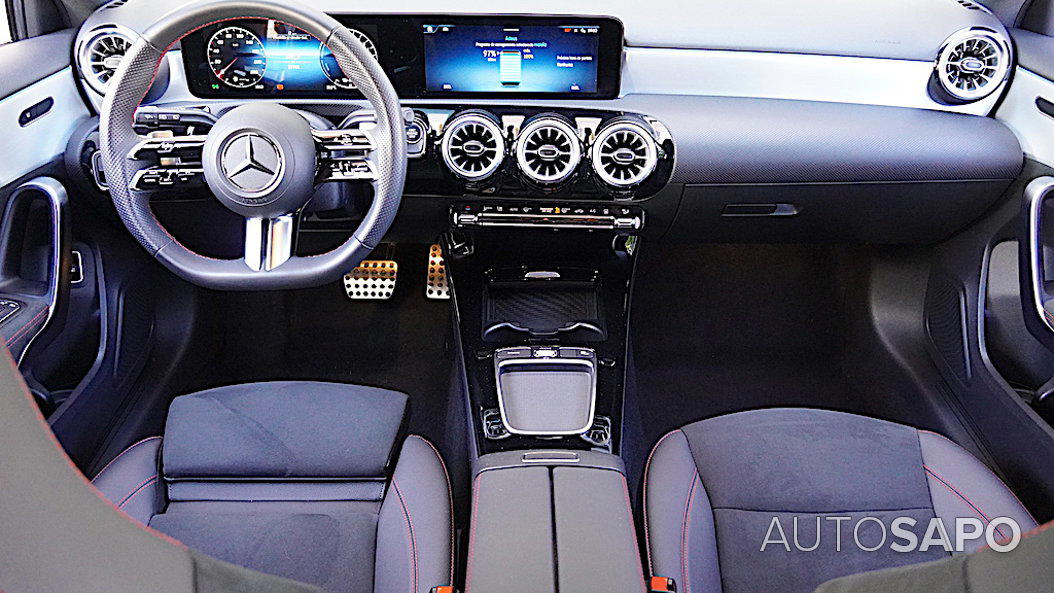 Mercedes-Benz Classe A 250 e AMG Line de 2023
