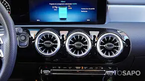 Mercedes-Benz Classe A 250 e AMG Line de 2023