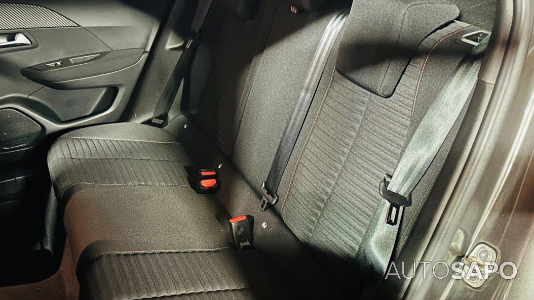 Peugeot 2008 1.2 PureTech Active Pack de 2020