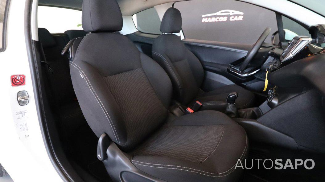 Peugeot 208 de 2017