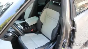 Land Rover Range Rover Evoque 1.5 P300e AWD R-Dynamic Auto de 2021