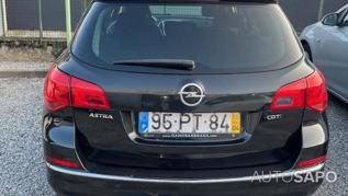 Opel Astra J Sports Tourer de 2015