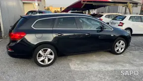 Opel Astra J Sports Tourer de 2015