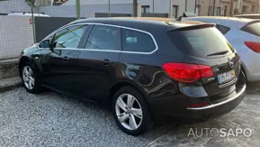 Opel Astra J Sports Tourer de 2015