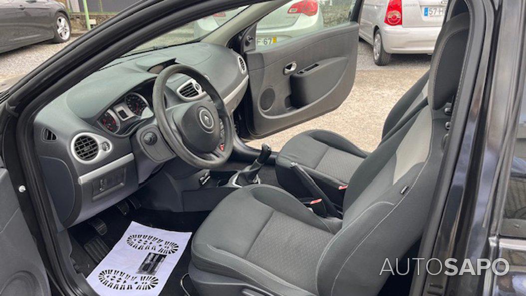 Renault Clio 1.2 16V Confort de 2010