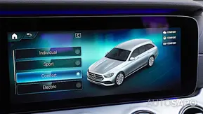 Mercedes-Benz Classe E 300 de AMG Line de 2020