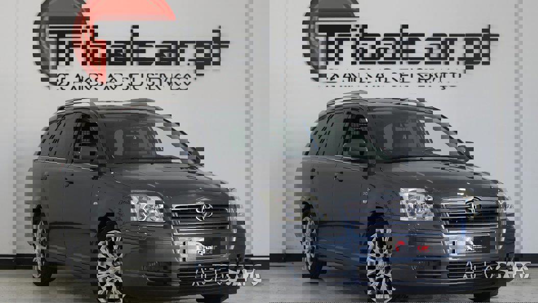 Toyota Avensis de 2005